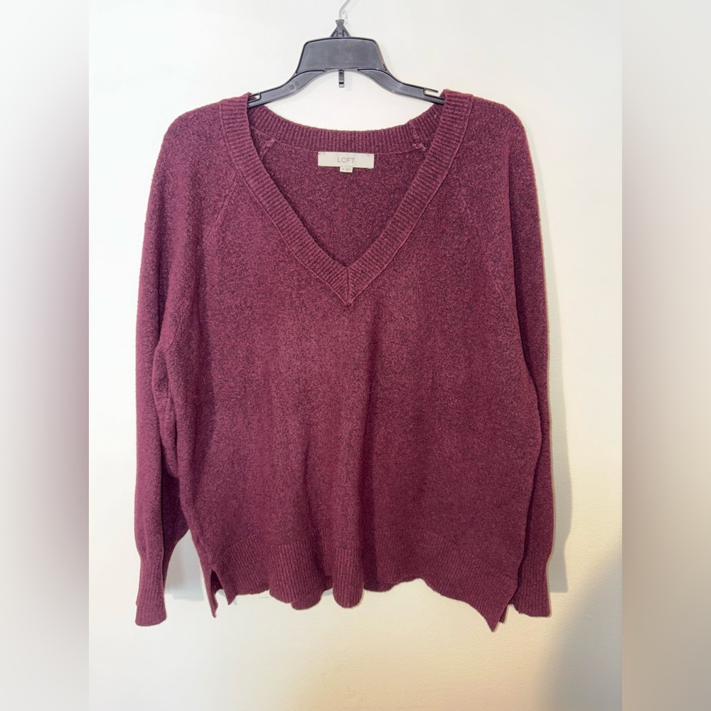 Loft Women’s V Neck Sweater Size XL Burgundy